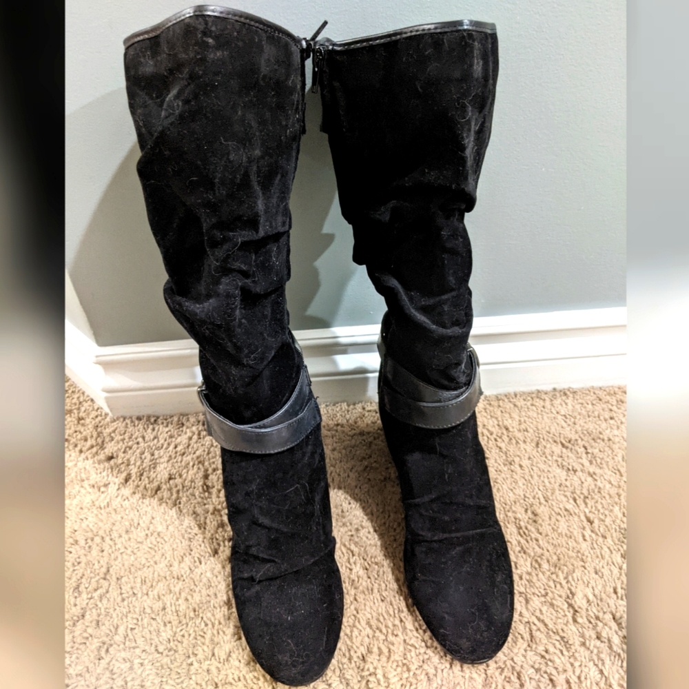 ALDO black, tall, suede boots. Size 8, never worn, wedge heel.